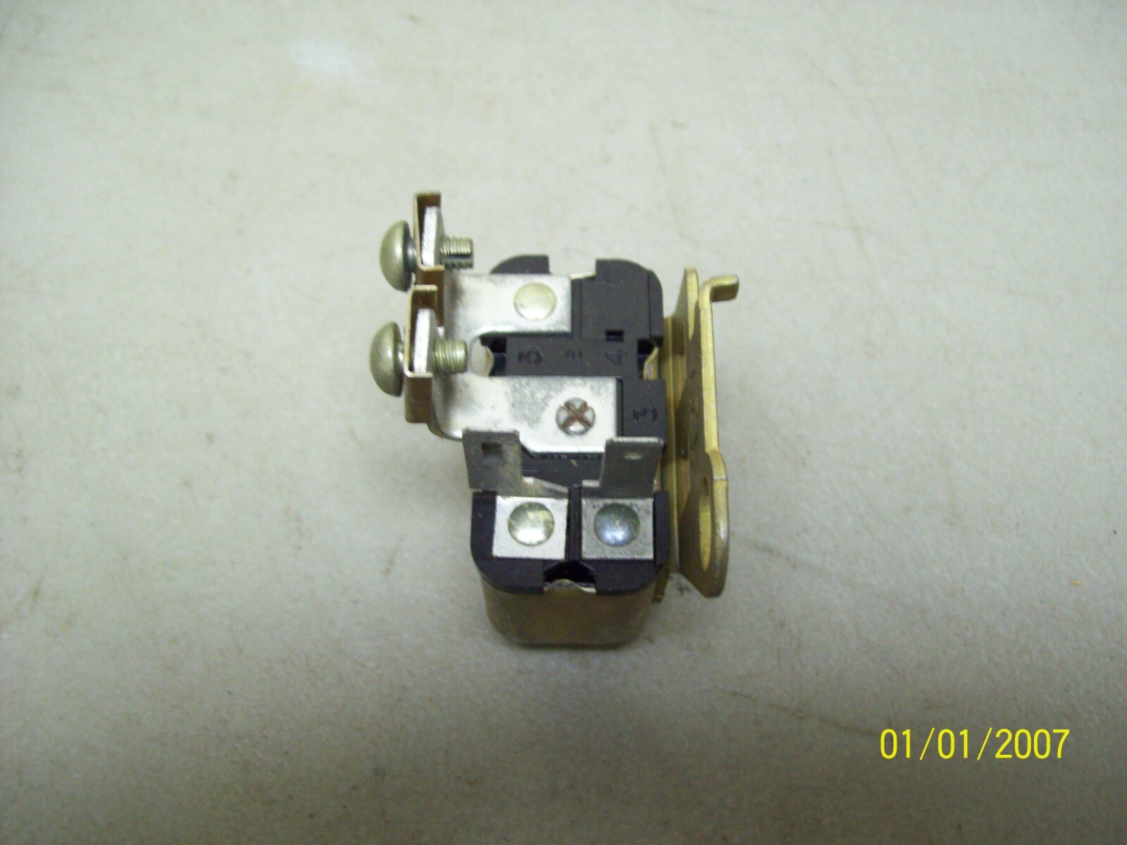 1967-1968   Pontiac Firebird    12volt Horn Relay