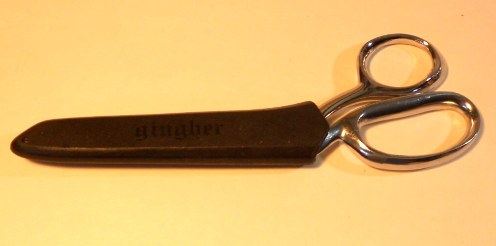 Gingher 8 Inch Dressmaker Scissors with Hard Sheath Germany E3A