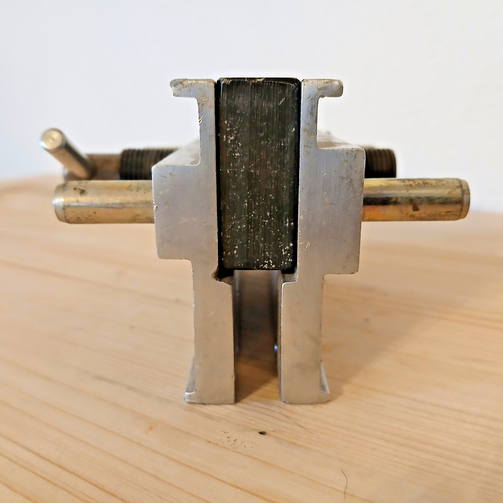 Dowl-it Self Centering Dowel Pin Drill Guide Vise Model 1000 Made U.S.A.