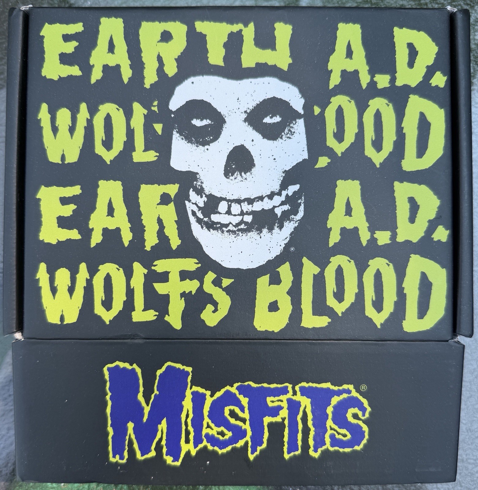 Misfits Earth A.D. Wolf's Blood 40th Anniversary Guitar Pedal Jerry Only Signed