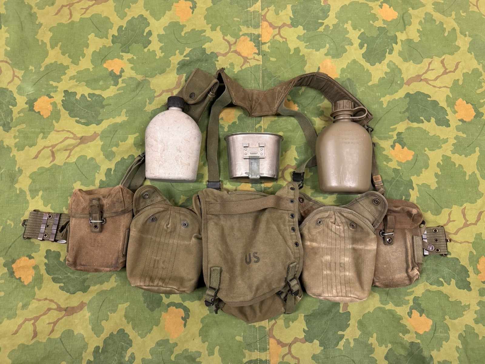 Early Vietnam War U.S. Field Gear Set