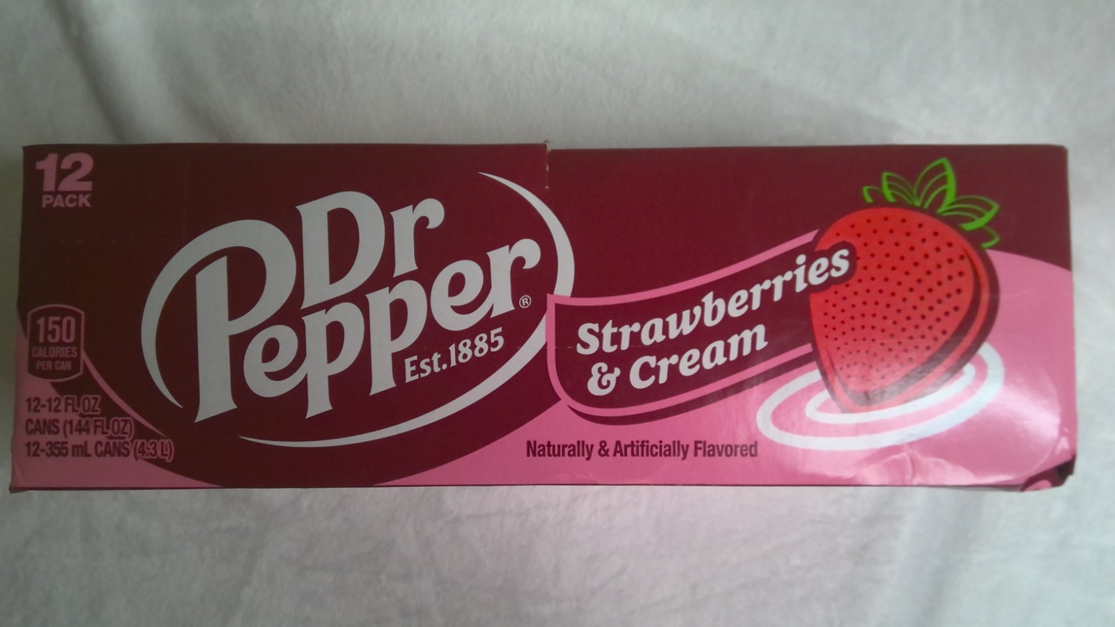 Dr. Pepper ~ Strawberries and & Cream ~🍓 12 pack of 12 oz cans.