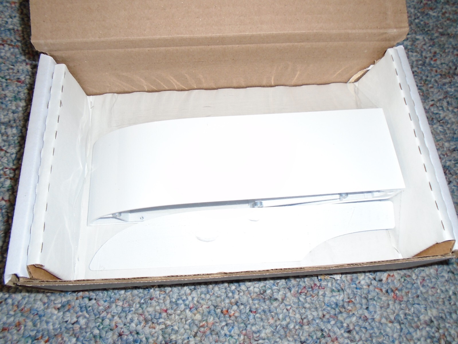Crestron TSW-770/1070-MUMK-W Mullion Mount Kit for TSW-770 TSW-1070 Series White