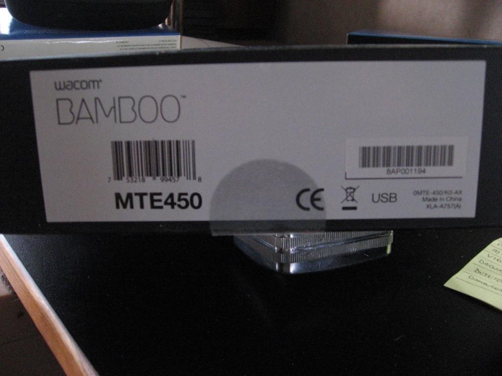 Wacom Bamboo Graphics/Drawing Tablet - Model MTE-450