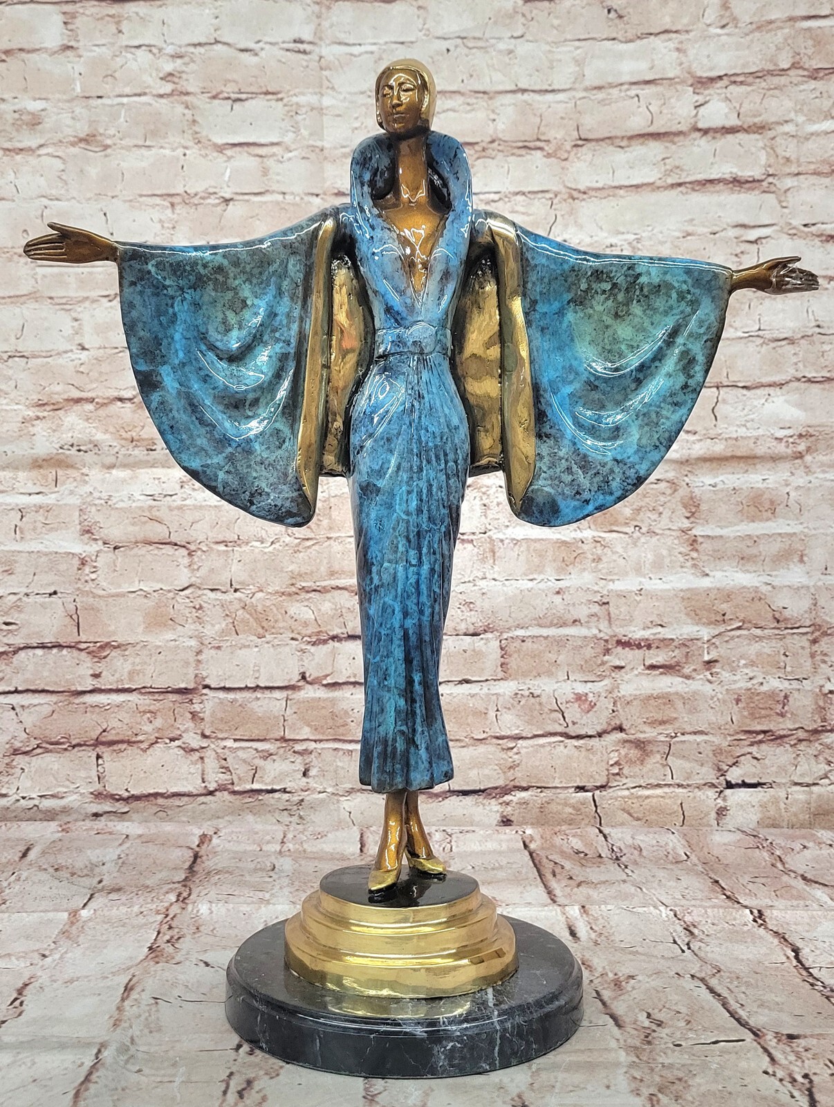 Young Fashion Runway Cute Girl ArtDeco Bronze Sculpture Statue Figurine Figure