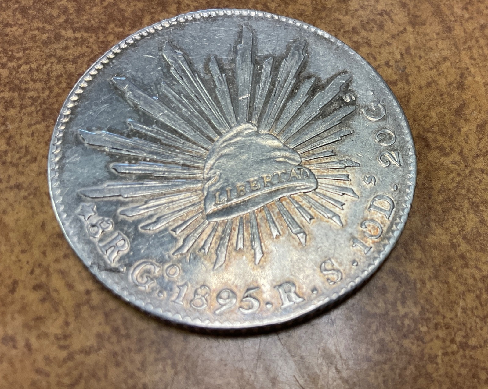 1895 GO  MEXICO - Silver Eight Reales 8R Coin die crack at 8R  weight 27 grams.