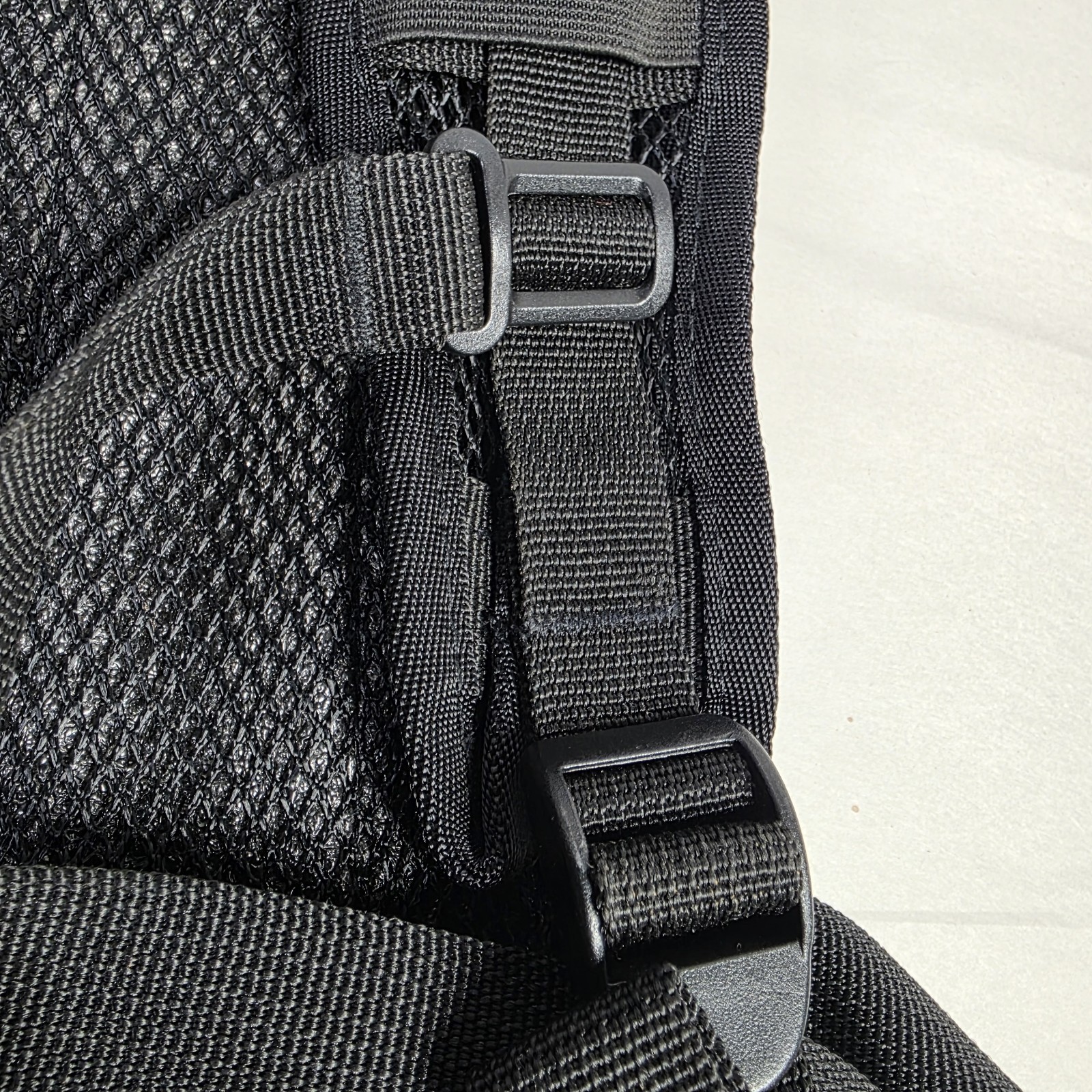 Coleman MAX 2L Hydration Backpack With Bladder Trails, Skiing, Backpacking Bag