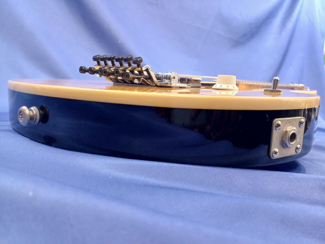 MUSICMAN Electric Guitar AXIS Used