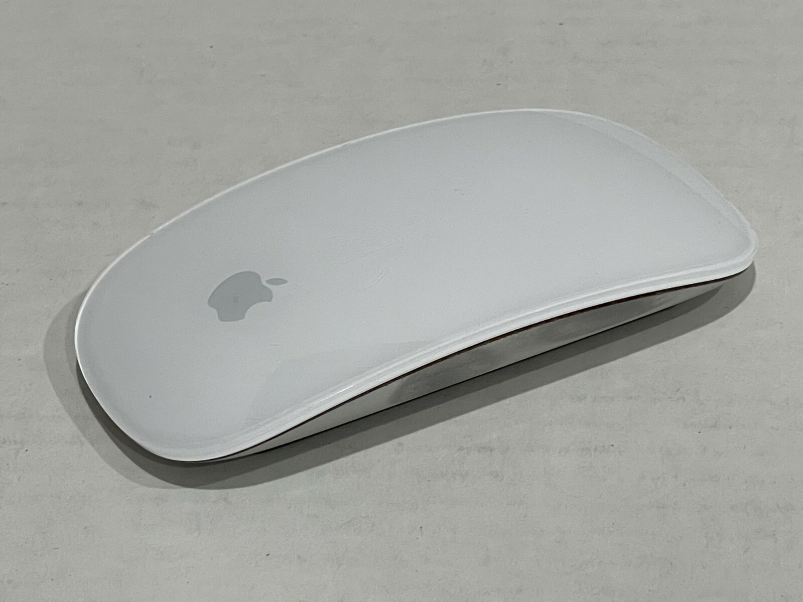 Genuine Apple Mouse A1296 Vdc White Bluetooth Used