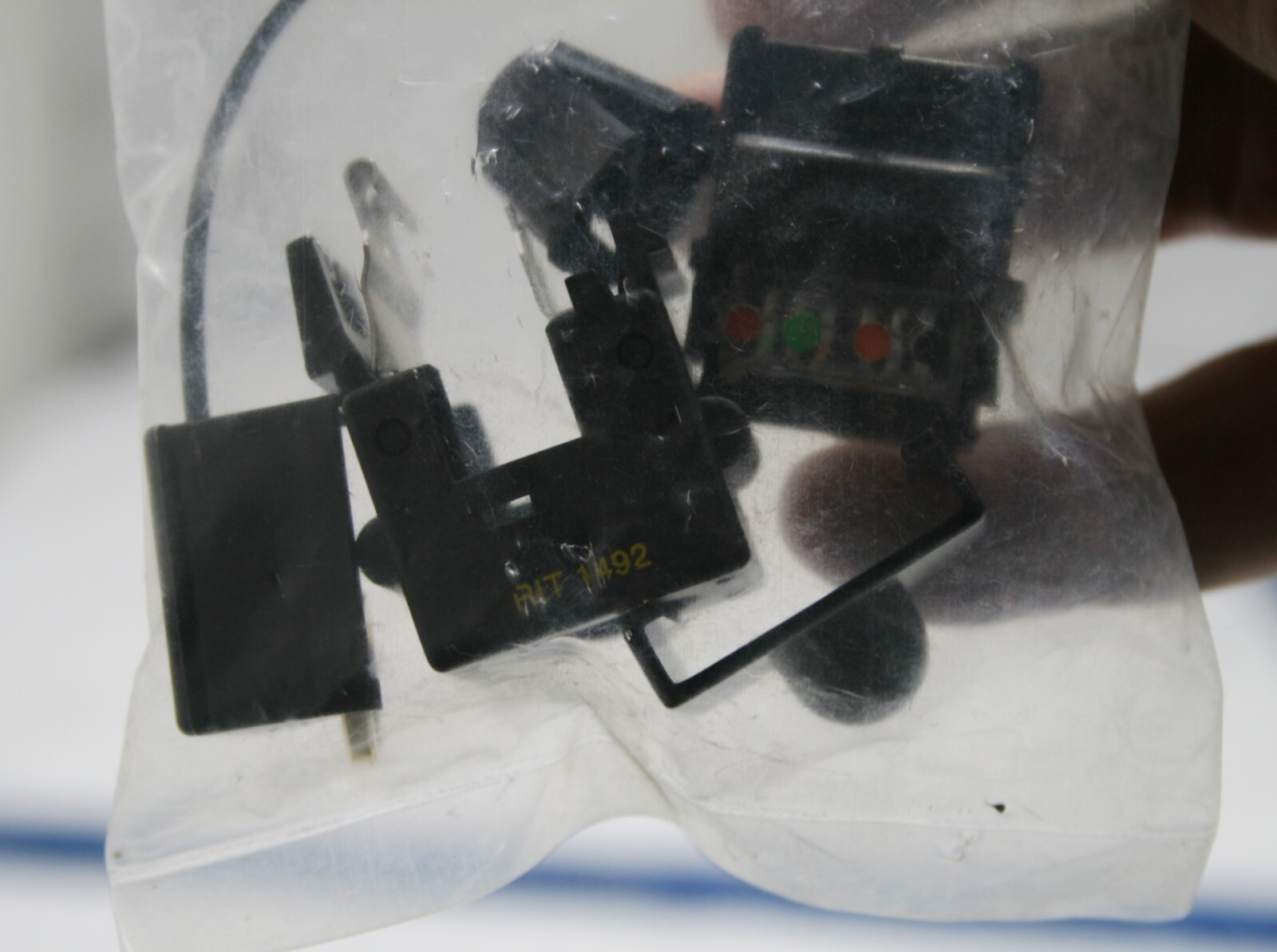 CONNECTOR Sealed New RIT-1492 Snap On Proximity Switch CONNECTOR