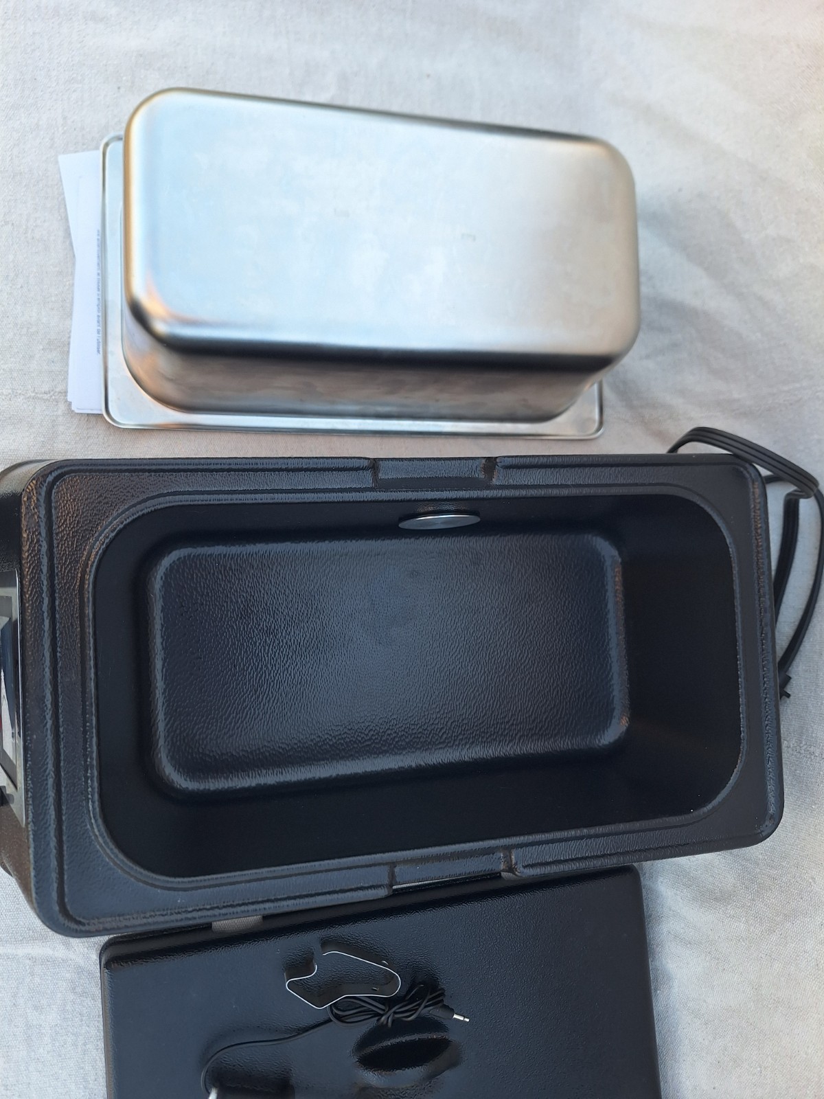 Waring Commercial WCM3 Chocolate Maker Used Once Includes Probe, Clip, Paperwork