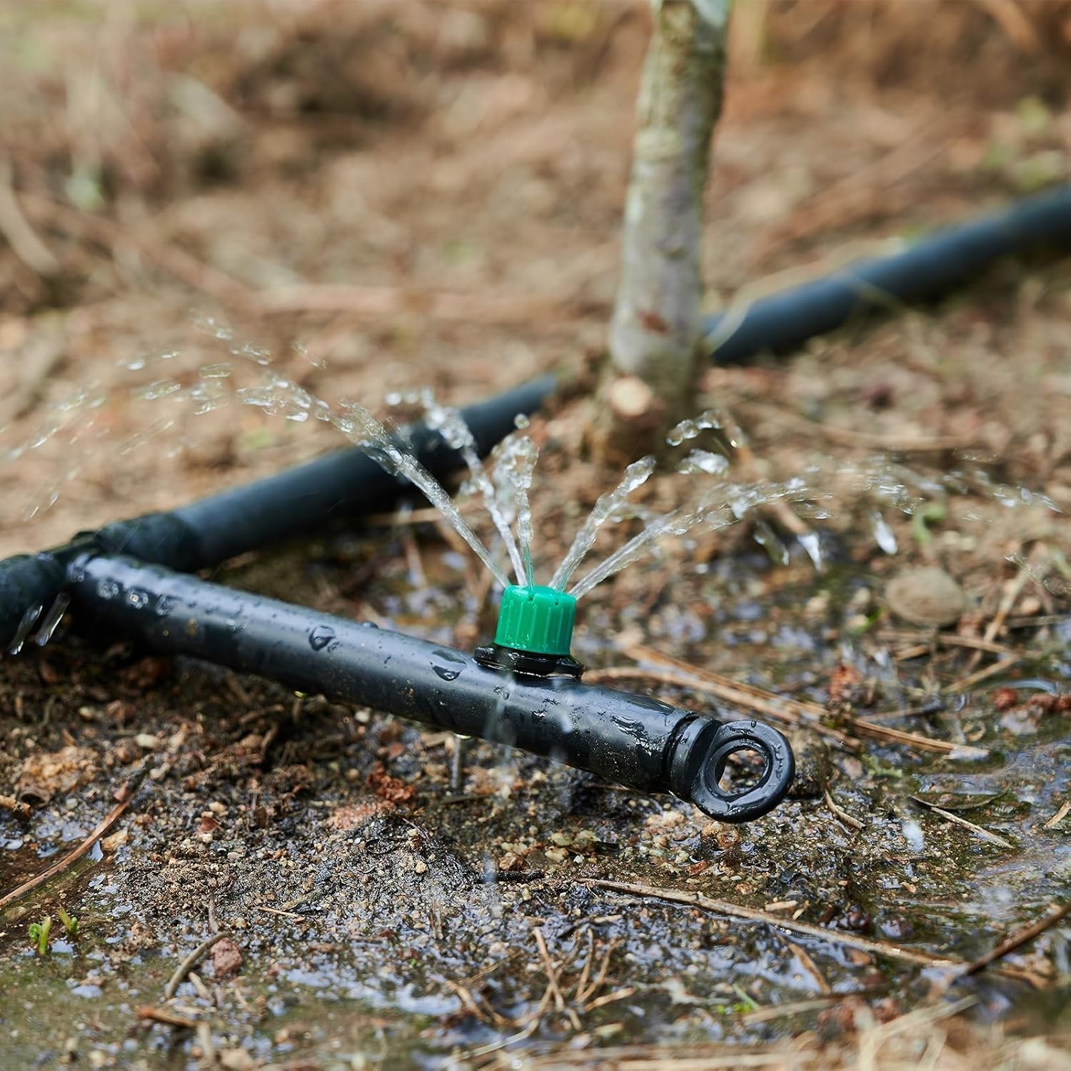 100-Pack 360 Degree Adjustable Irrigation Dripper, 1/4 Inch Barbed Emitter Dr...