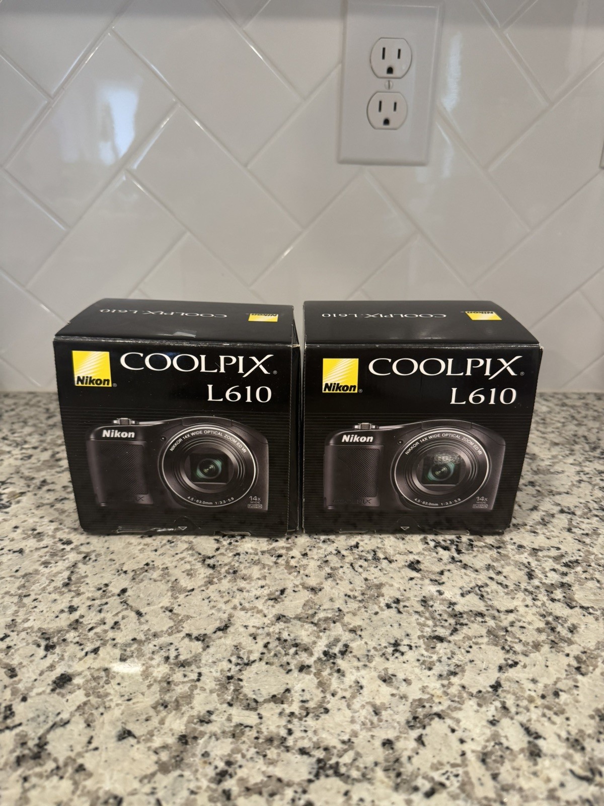 Nikon COOLPIX P610 *BOX ONLY* Replacement x2 complement with papers+cables