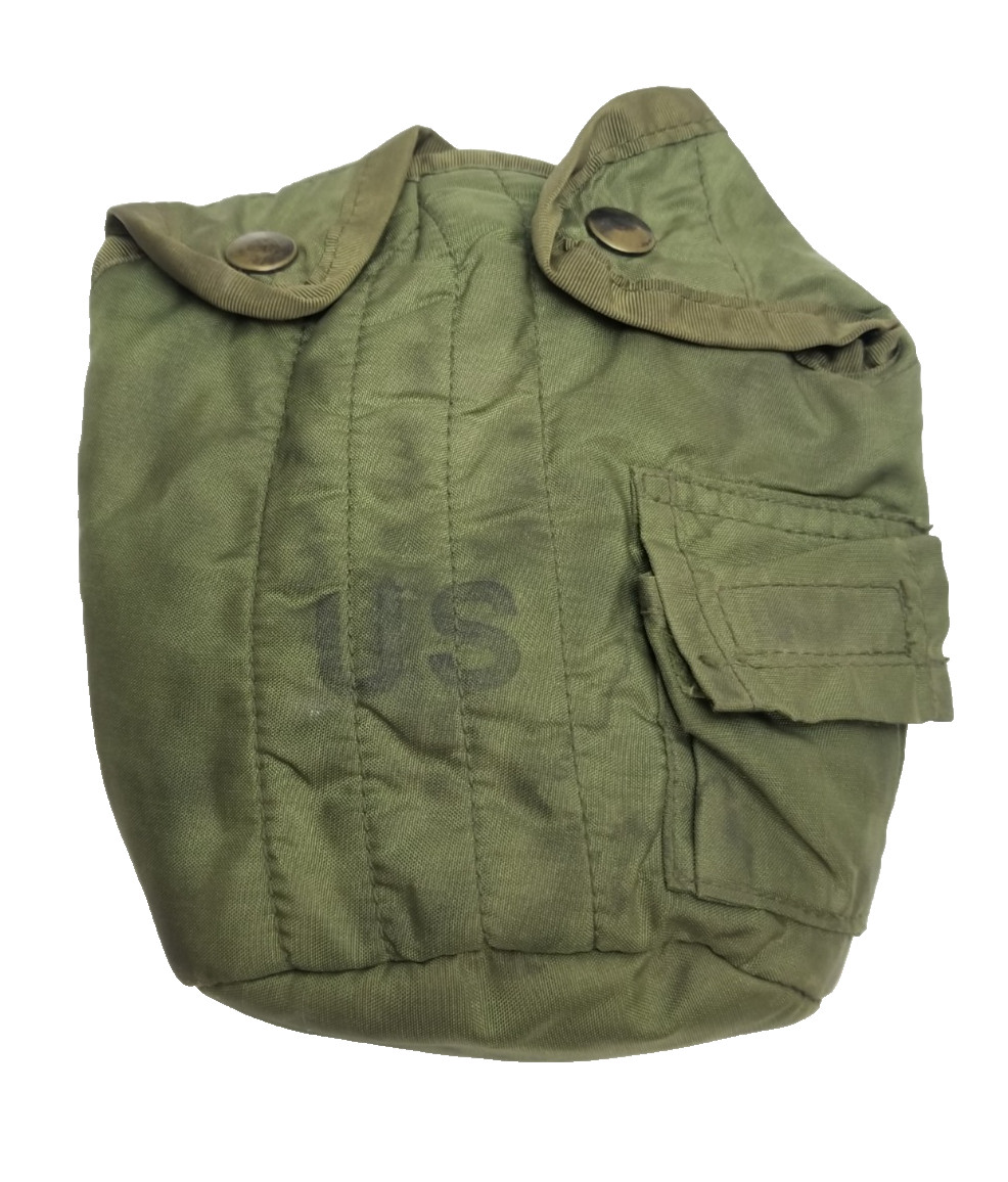 US Military Canteen Cover with Vertical Stitching Dated 1972 - US Army - USED