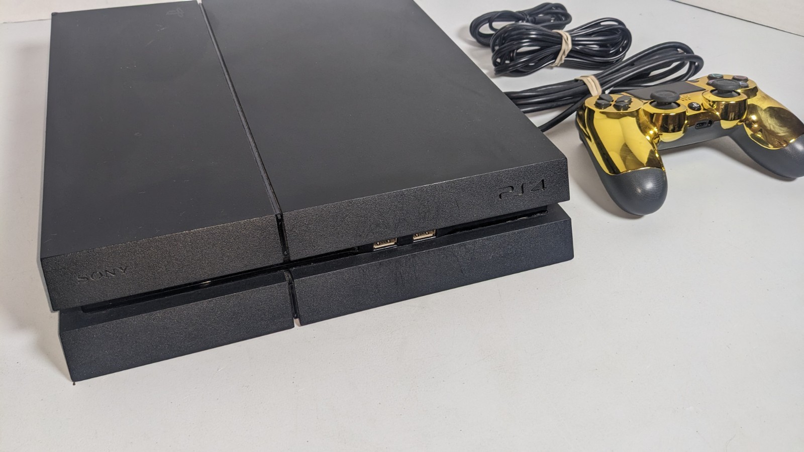 Sony PlayStation 4 PS4 Console Controller & Cables 1TB Memory Complete 12.52