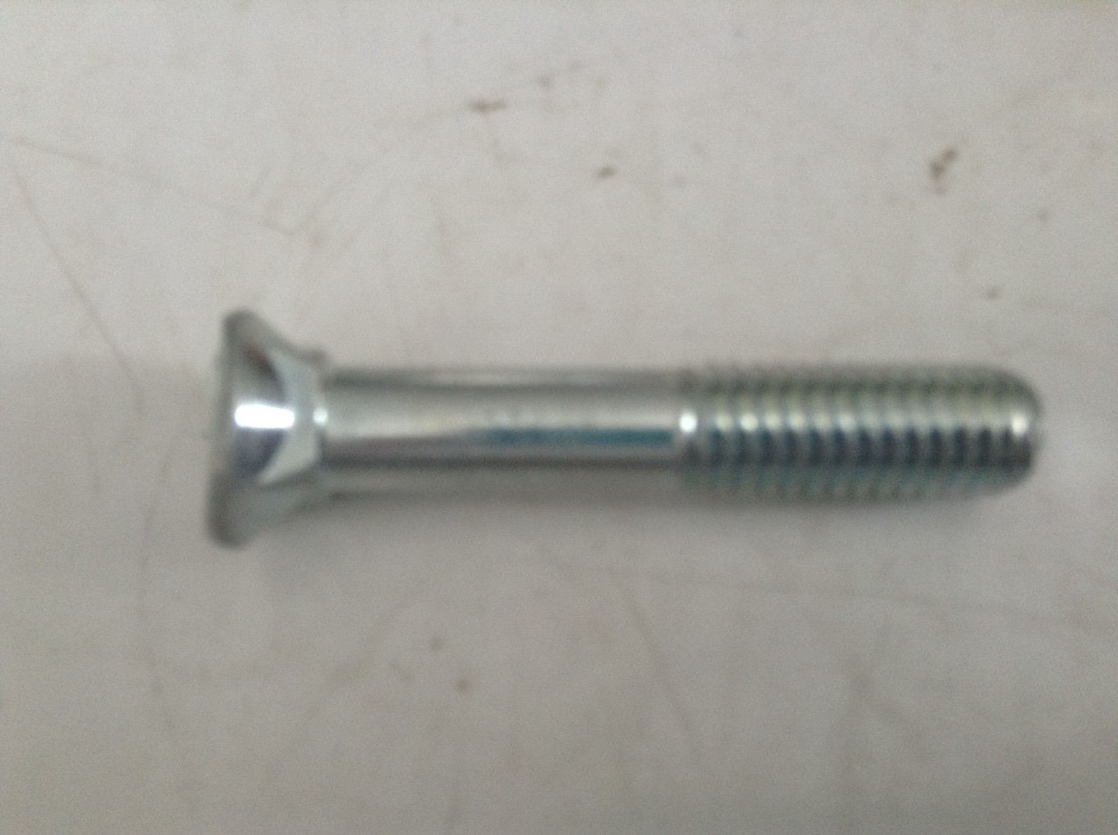 549783R1 - A New (7/16 X 2-1/2in) RH Plow Bolt For IH 78, 80, 144 Cultivators