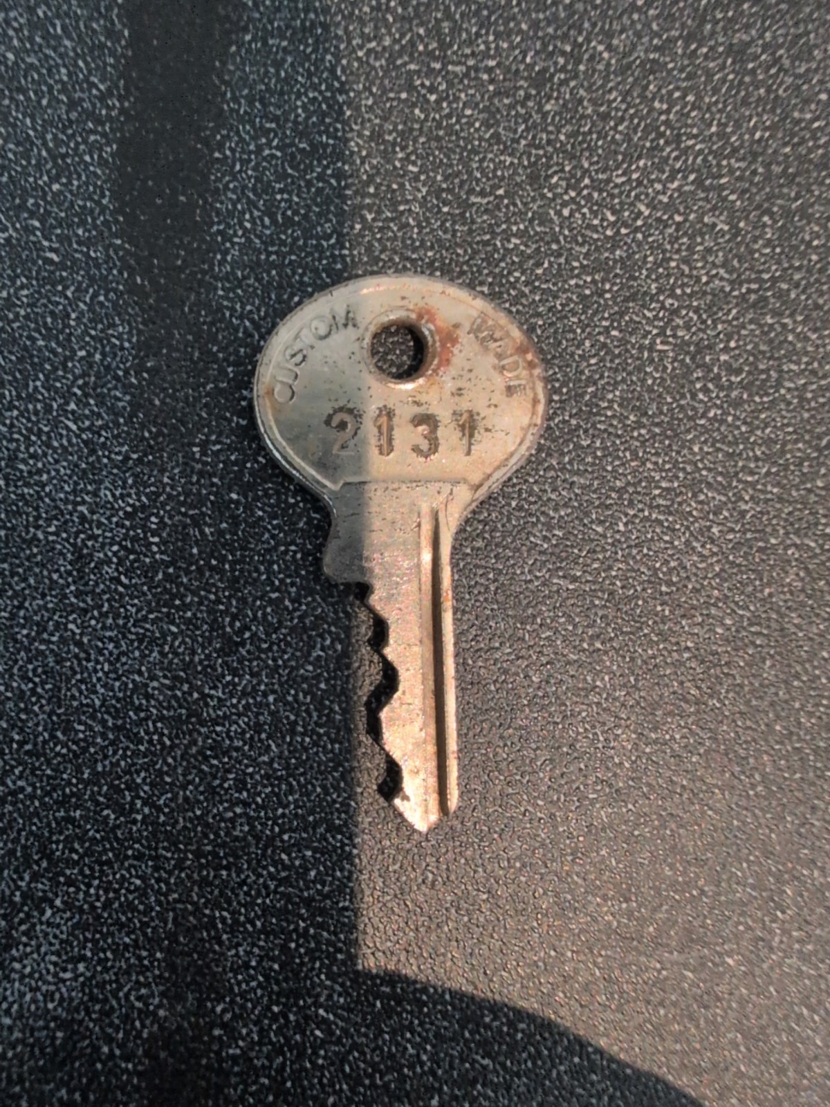 Hampton Padlock Key 2131