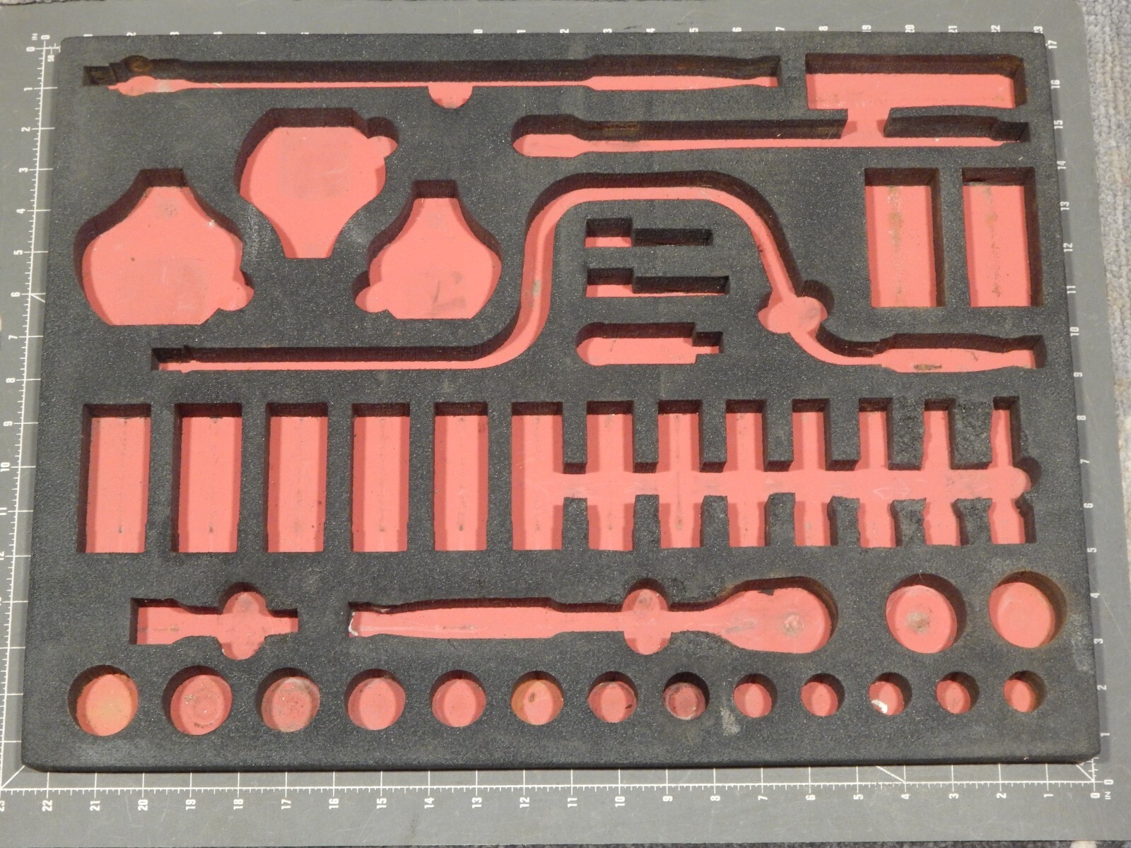 READ  Snap On Foam Tray Holder Organizer For 1/2" Drive SAE Socket Service Set