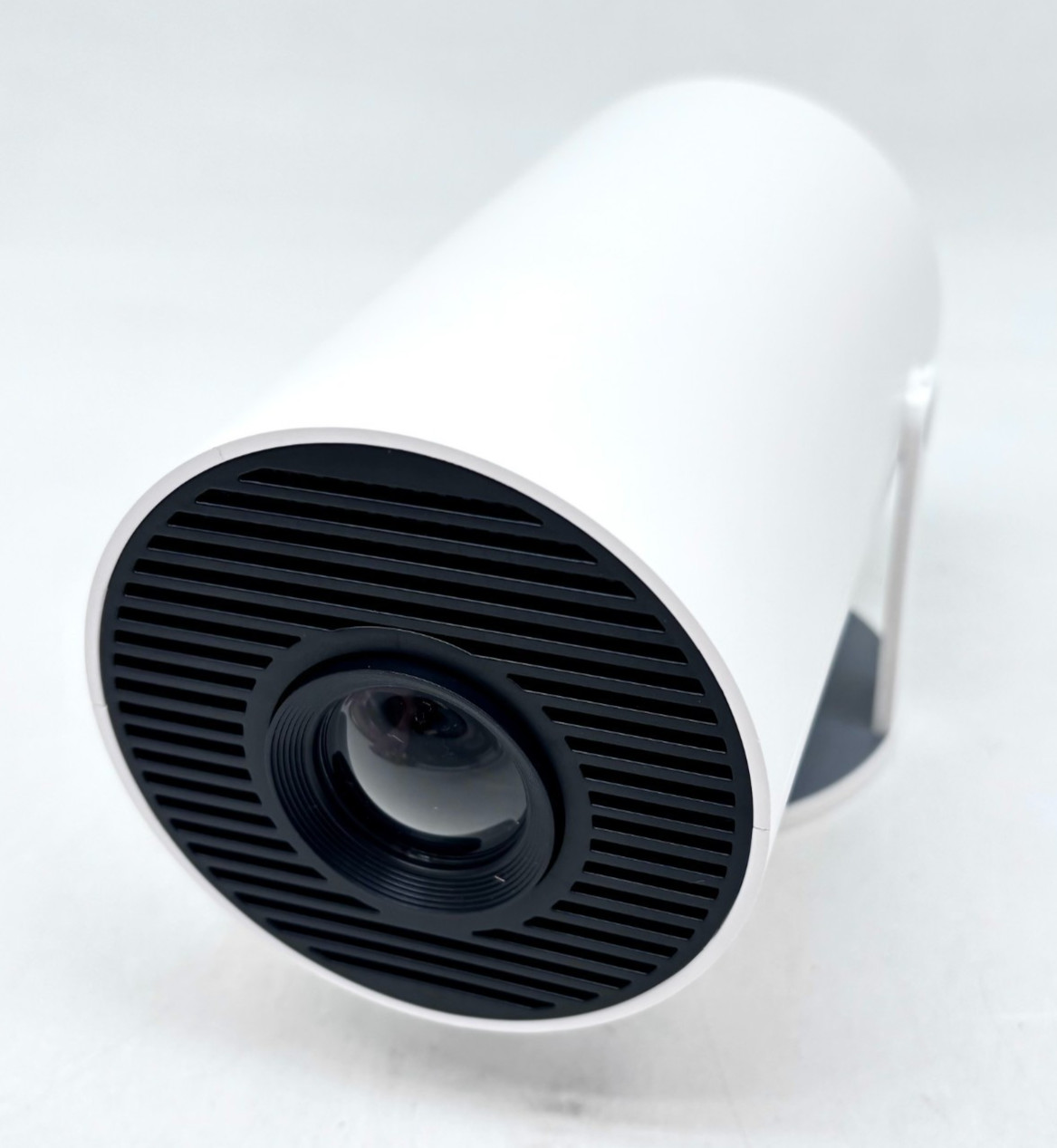 Ultra High Definition 2.4G Wireless High Dynamic Range Game Projector