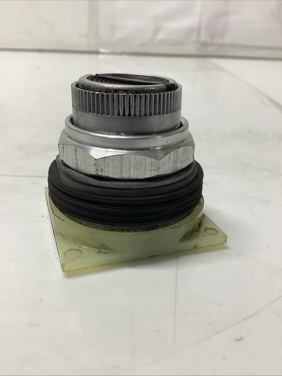 Square D 9001KQ18B Pushbutton (Ripped Box) U-828
