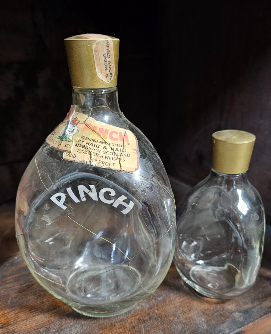Pair of  Dimple Pinch 15 Yr Blended Scotch Whisky Empty bottles collectable