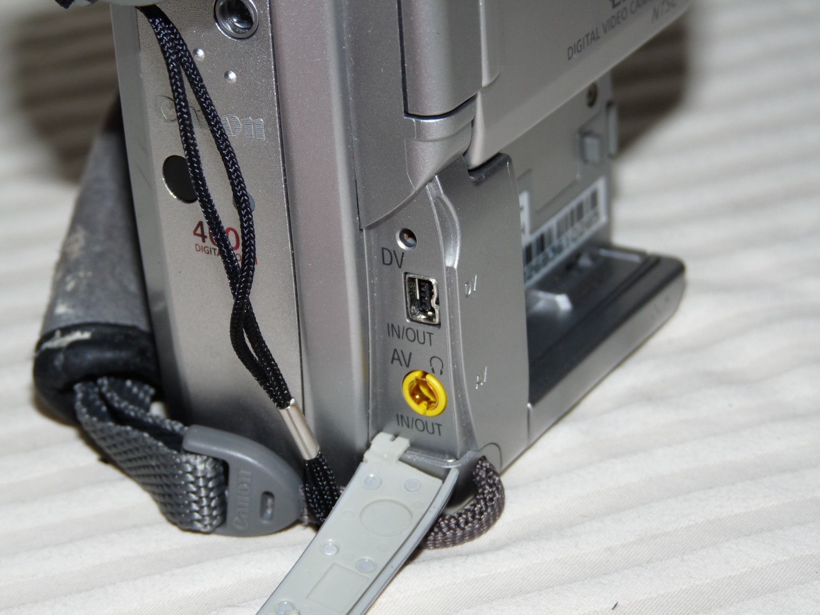 READ DESCRIPTION Canon Elura 50 Elura50 A MiniDv Mini Dv Camcorder VCR Player