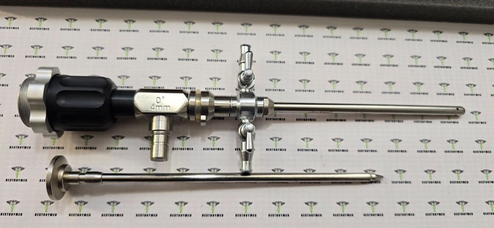 Stryker Arthroscope 4.0mm x 0° Non-Autoclavable C-Mount with Sheath