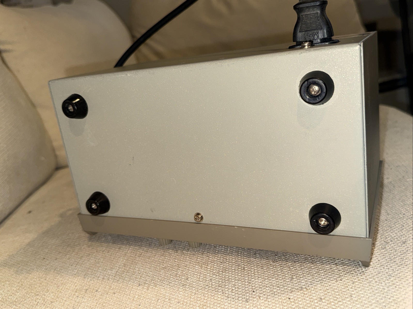 GW Goodwill Instruments - GRG-450B RF Signal Generator Good Working Condition