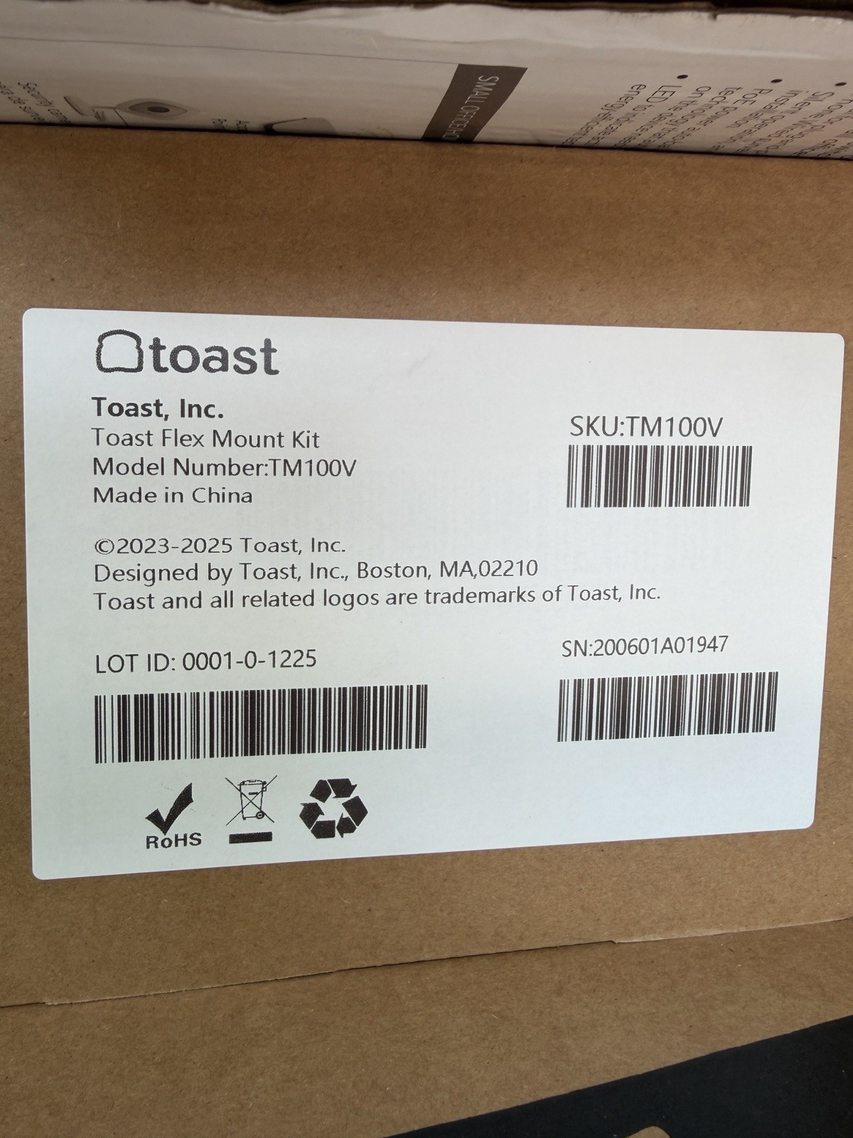 Toast Flex POS 22" Wall / Counter / Pole Mount Kit - MPN: TM100V; New In Box