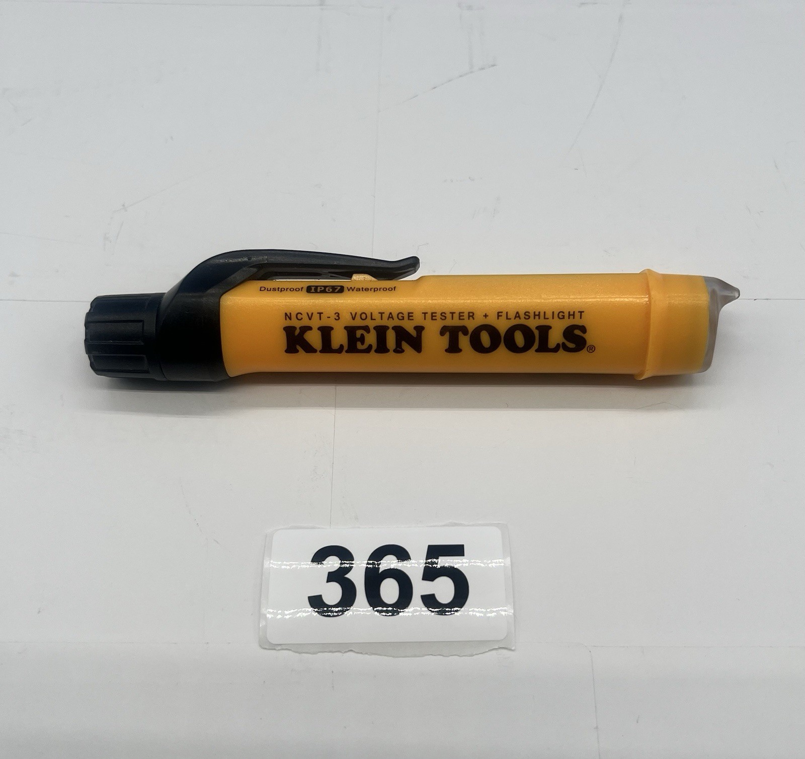 Klein Tools NCVT-3 Voltage Tester N Flashlight