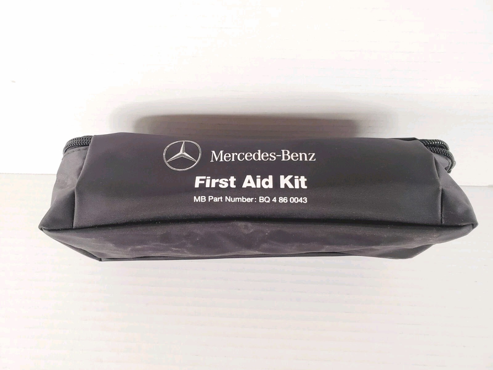 Genuine Factory Mercedes Benz Medical First Aid Kit OEM Q 4 86 0043