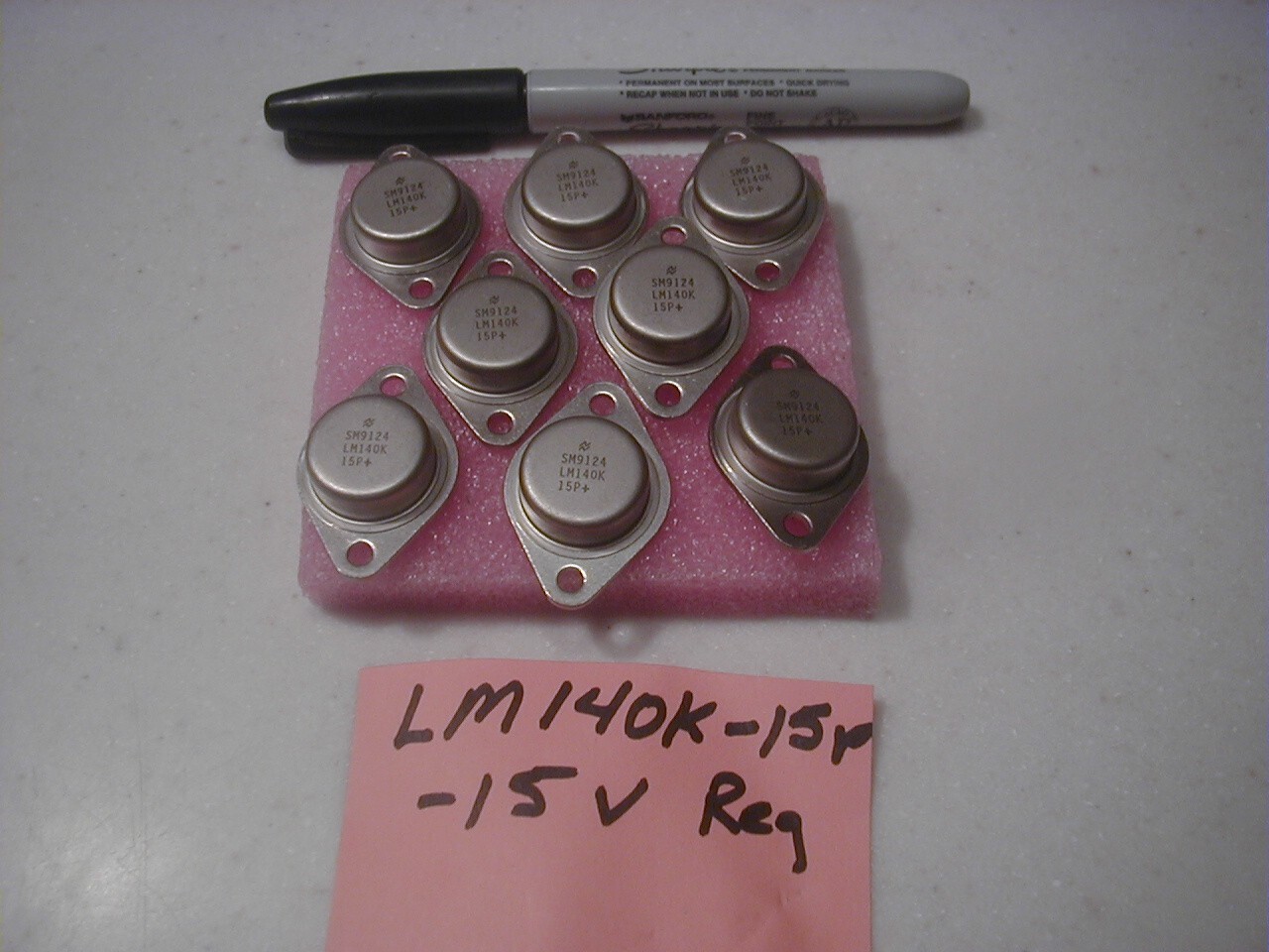 IC LM-140-15 15V Fixed Voltage Regulator,  NOS TO-3 Steel Case USA stocked