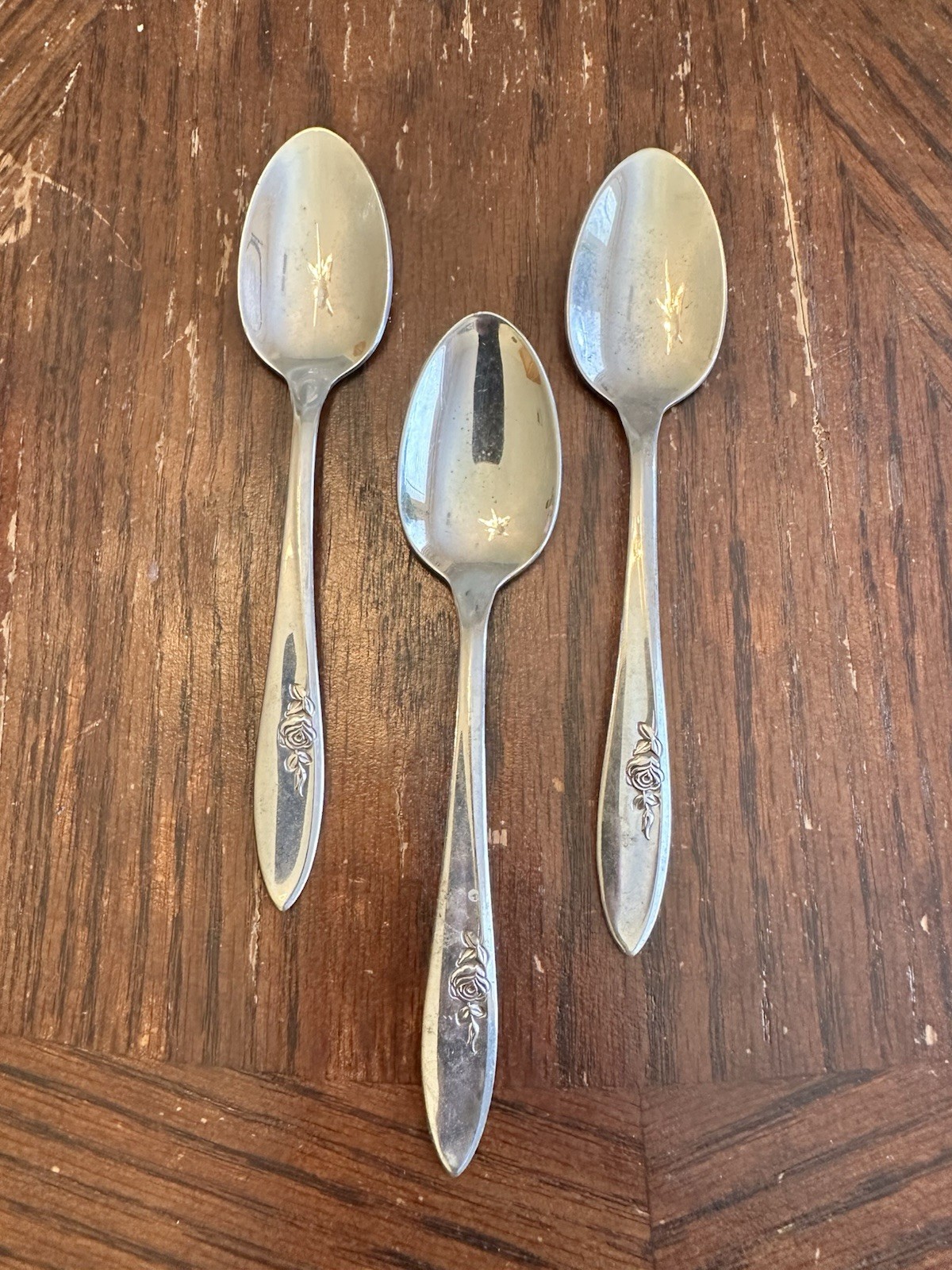 Red Crown, Oneida, Rogers Silver Stainless Flatware Set Fork Knife Spoon