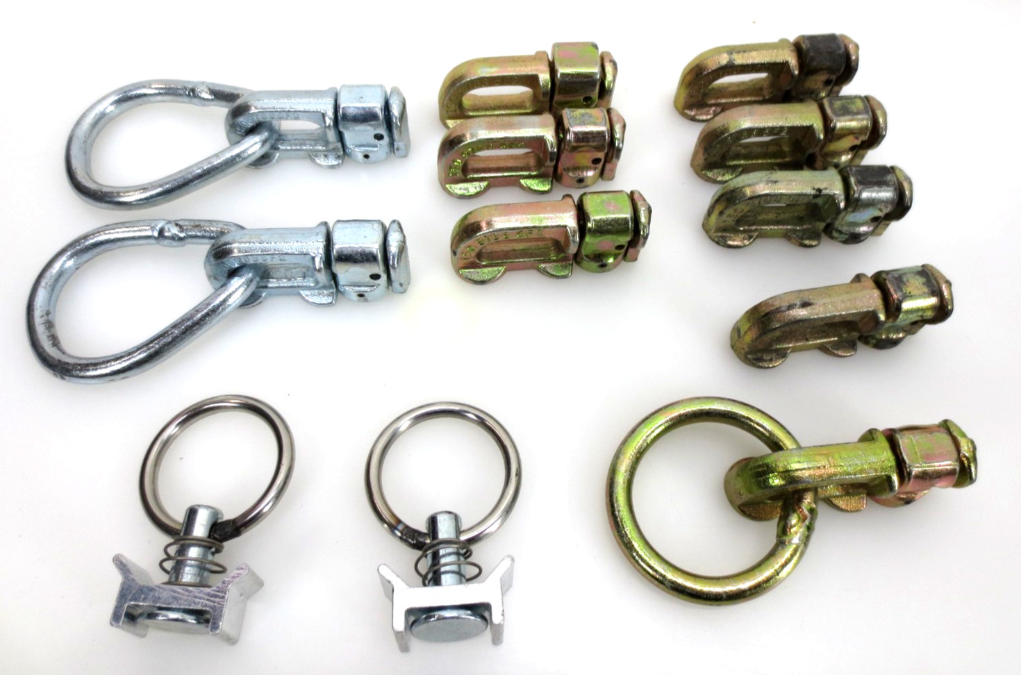 Lot of  10 - Double Stud L Track Fitting w/ Pear Link for L Track Rail ISO97885F