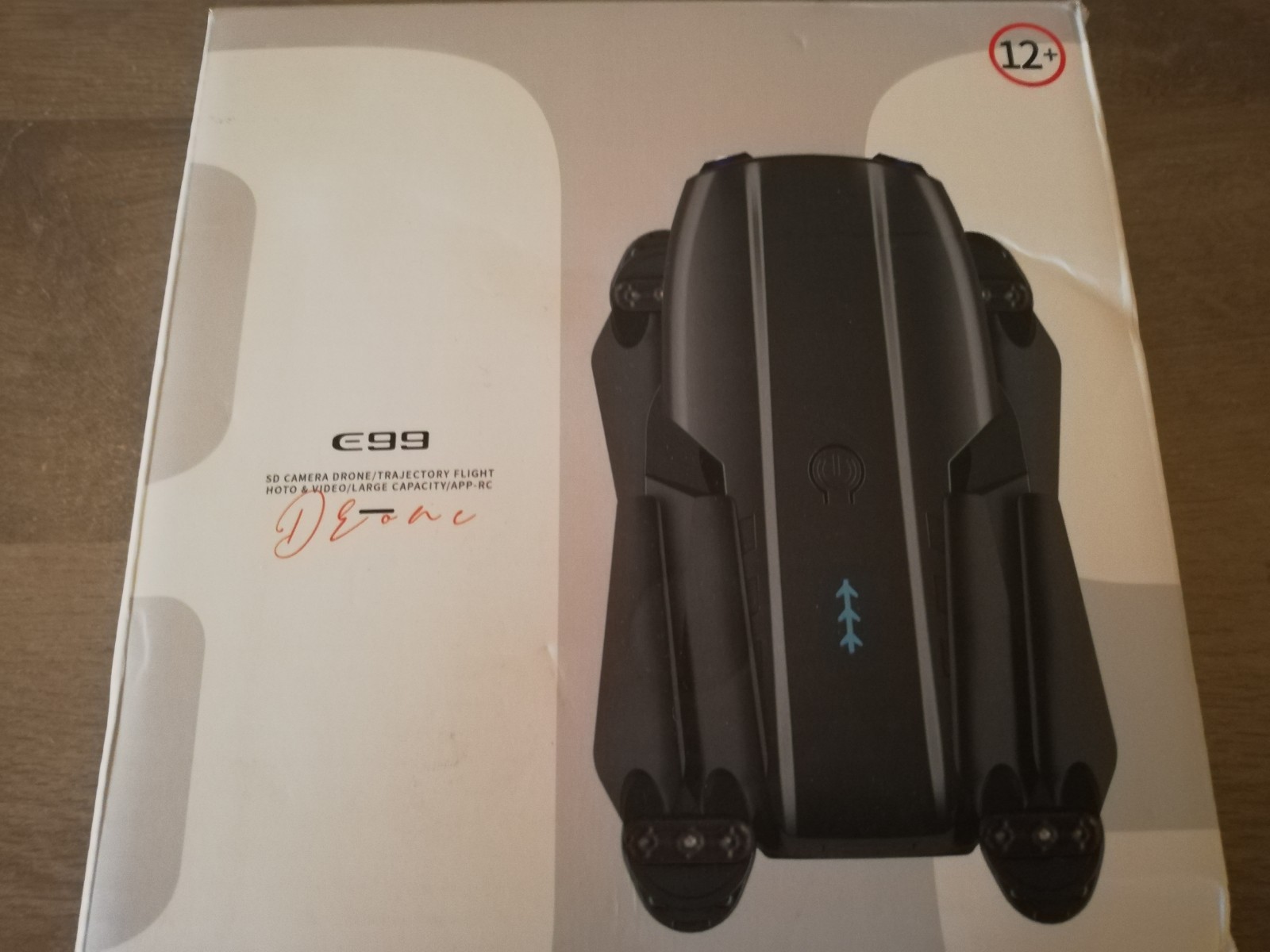 E99 Pro foldable drone / HD camera, remote control, case + accessories + battery