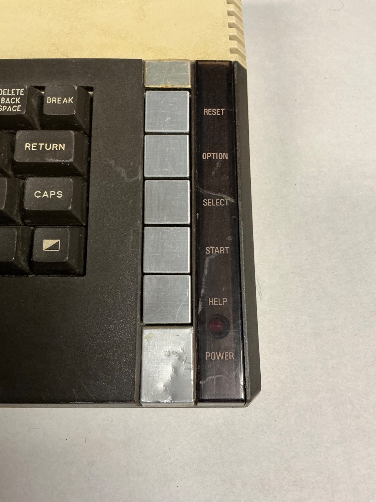 Atari 800XL Vintage Computer Console Game System (untested, needs power supply)