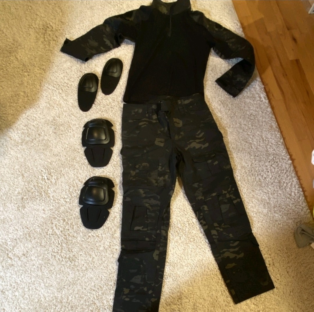 Multicam Tactical Jacket & Pants Set with Knee Pads, Size S US30/32, camo
