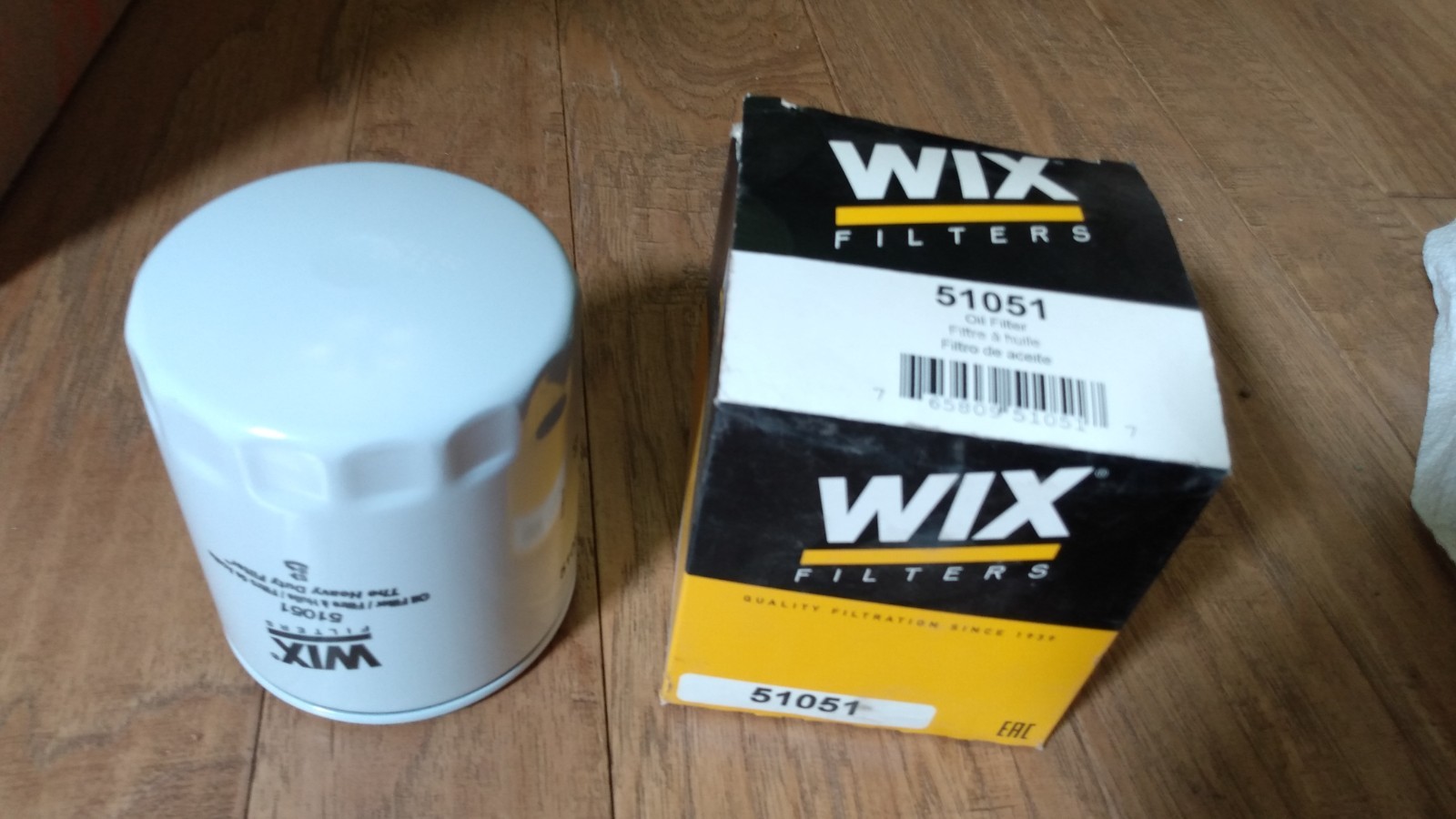 Wix Oil Filter 51051  ( ref:  LF653  W3500 W4500 P550154  BT341 LF3308