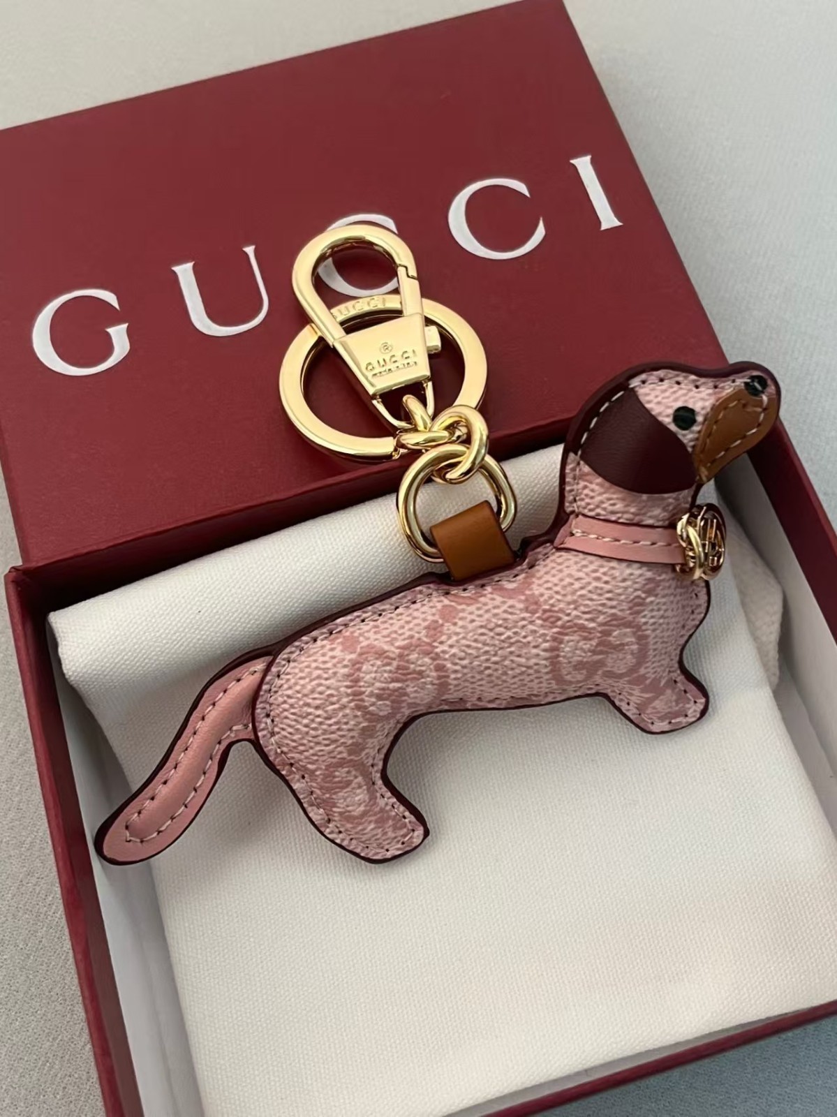 GUCCI Novelty Charm Handmade Dog Pink Keychain Gift Key chain with New Box