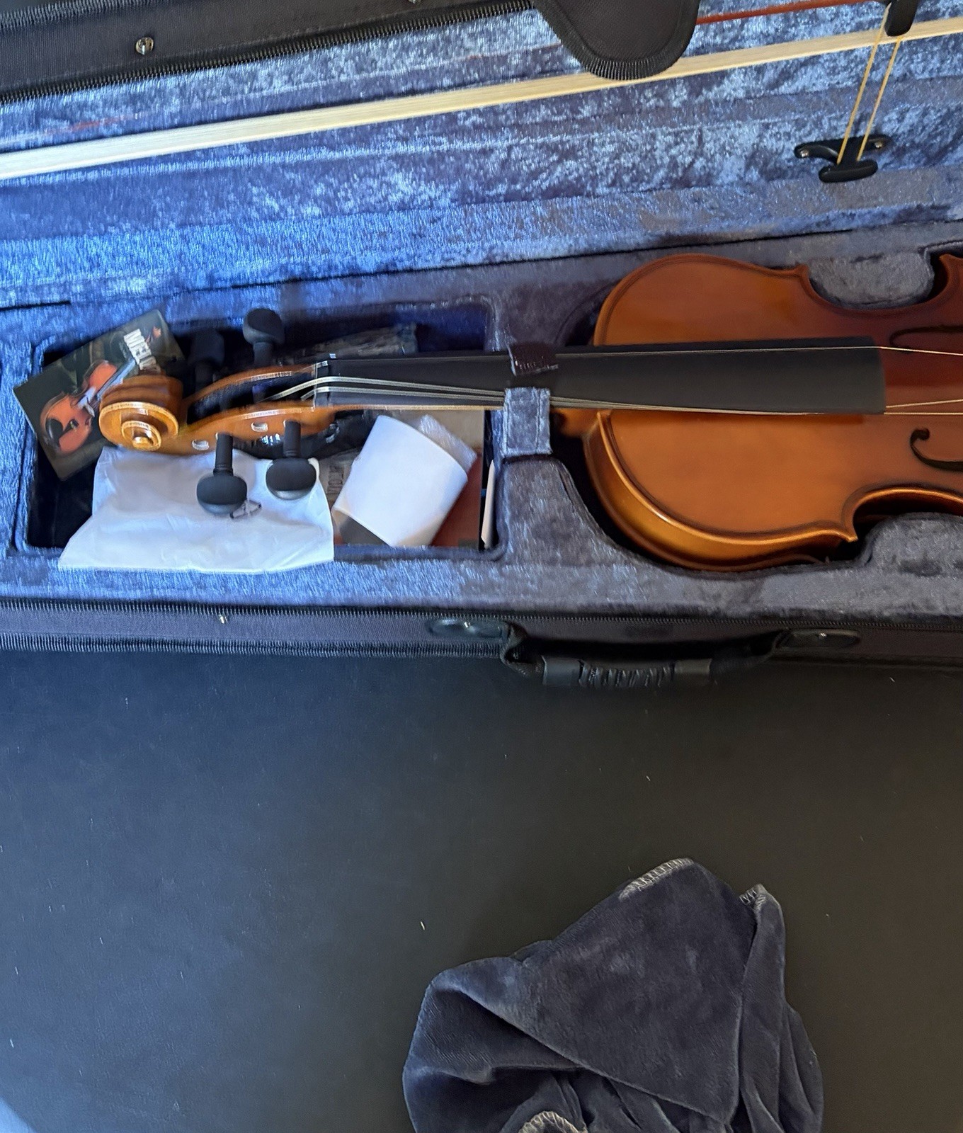 MeloCrest 4/4 Full Size Violin for Adults - Solid Wood, Spruce Top (MVA-800)