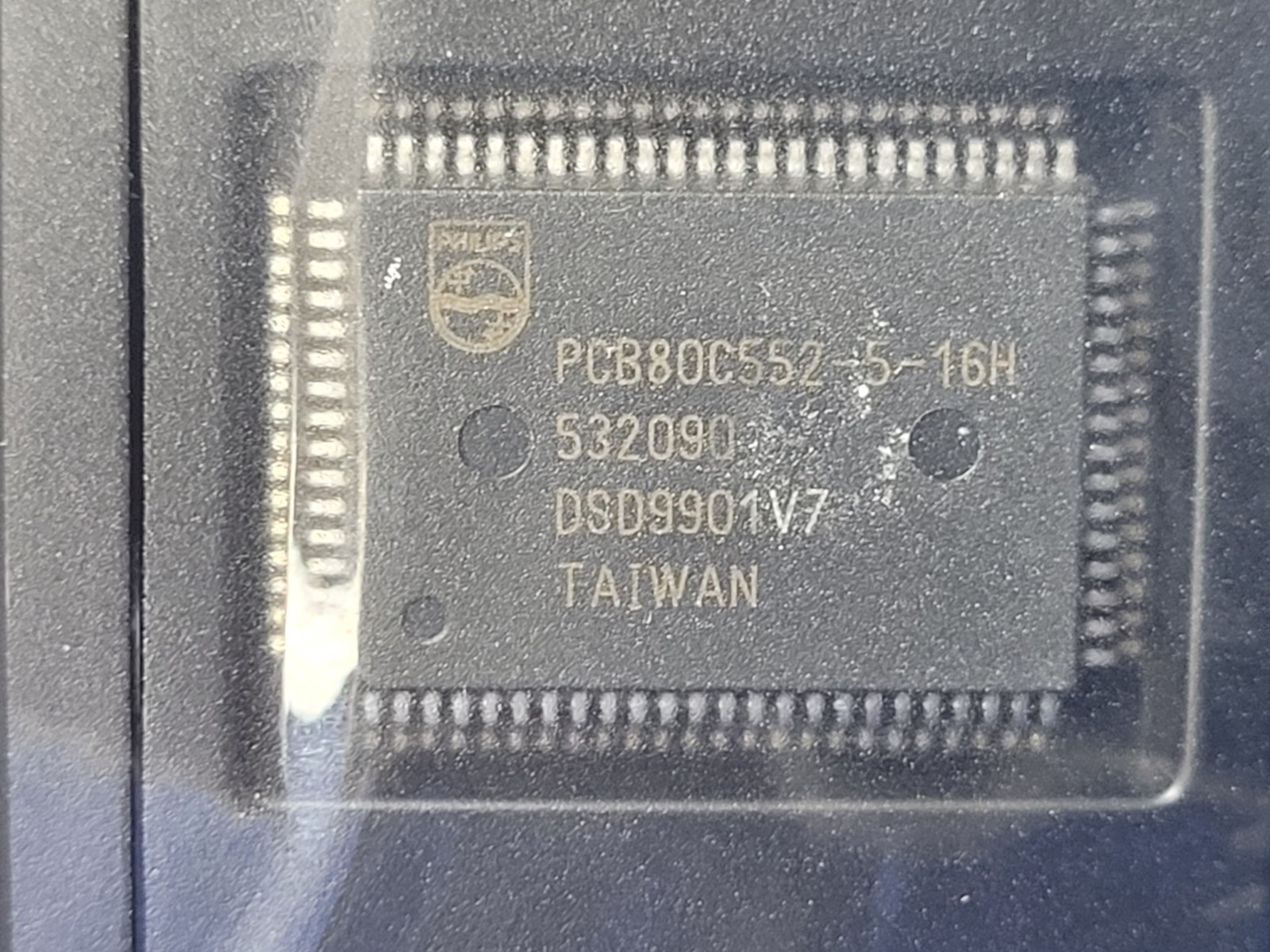 (1 PC) PCB80C552-5-16H PHILIPS Microcontroller 8-Bit 8051 CPU 16MHz CMOS PQFP80