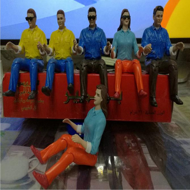 Cotainer Truck Driver Pilots Figure Statues Kids L64*W80 For RC Model Plane Cars