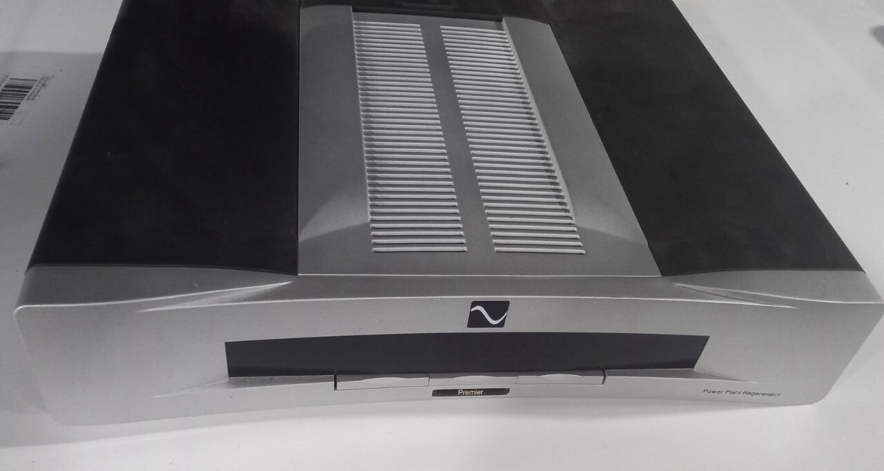 PS AUDIO P[REMIER POWER PLANT REGENERATOR