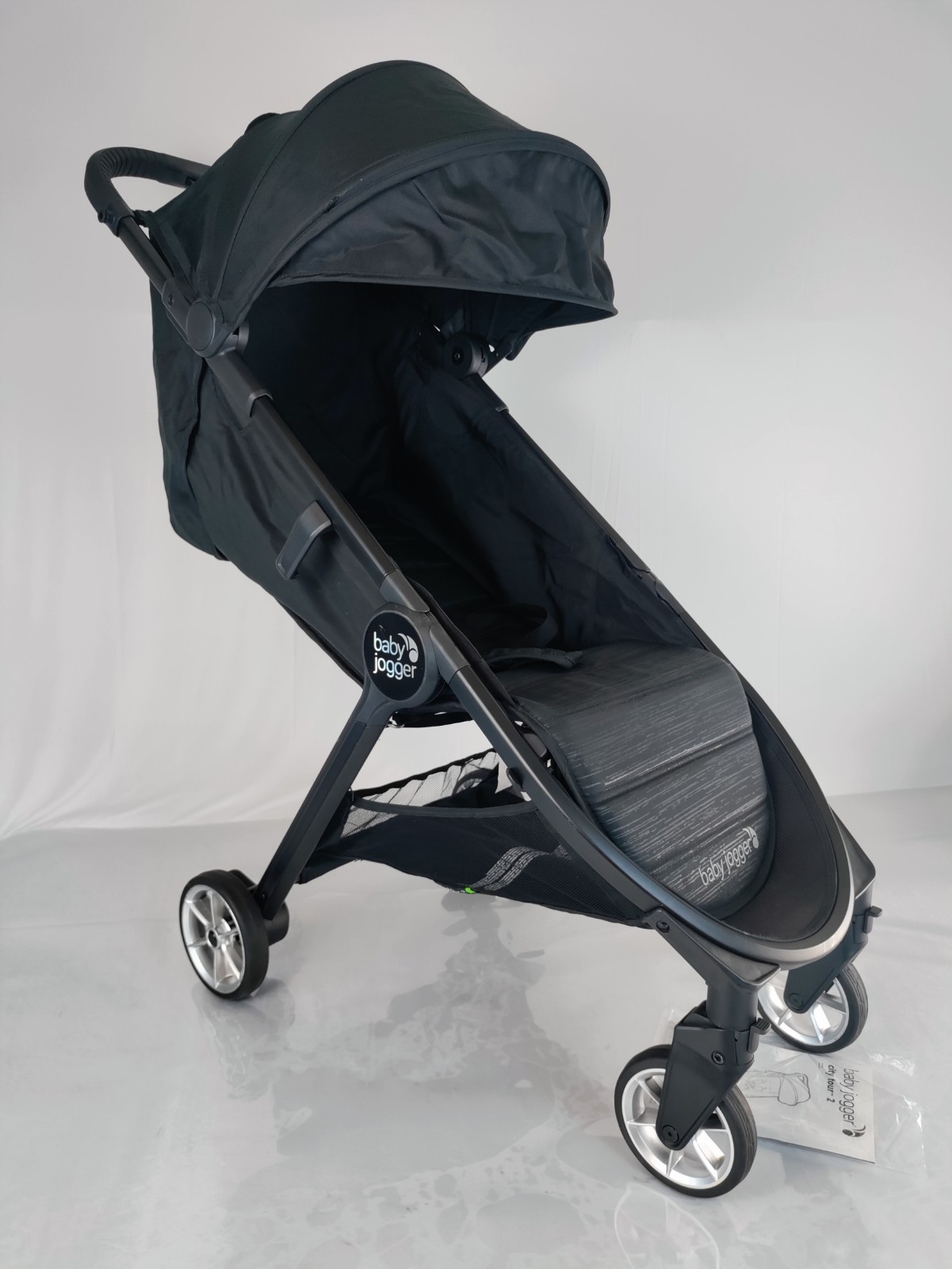 Baby Jogger City Tour 2 Travel Stroller Jet Lightweight Compact Foldable READ
