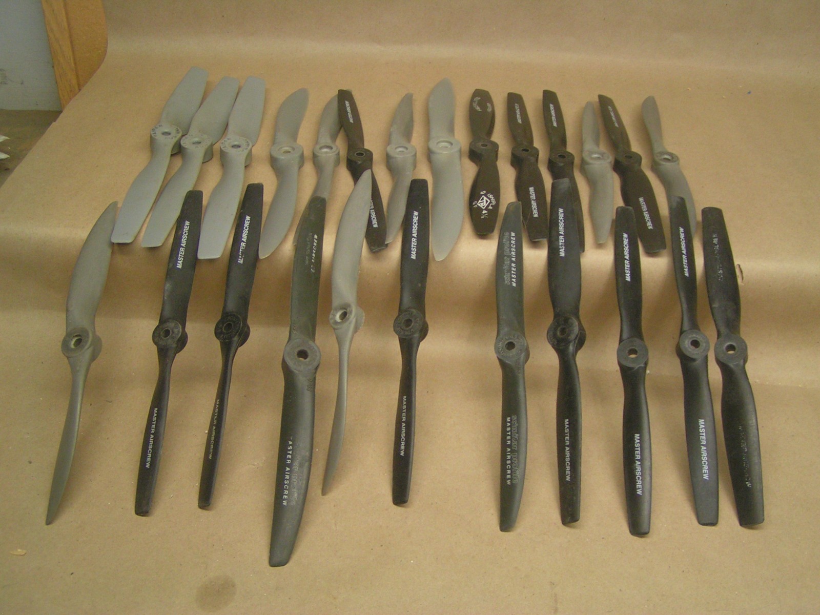 25ea NEW & Used PROPs, 9" - 11", mostly NEW, no damage, great shape,