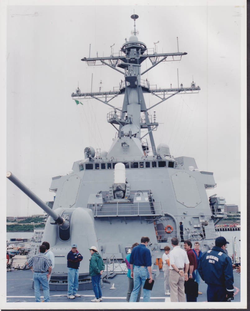 USS Oscar Austin DDG-79 Guided Missile Destroyer mast view color photo 2000