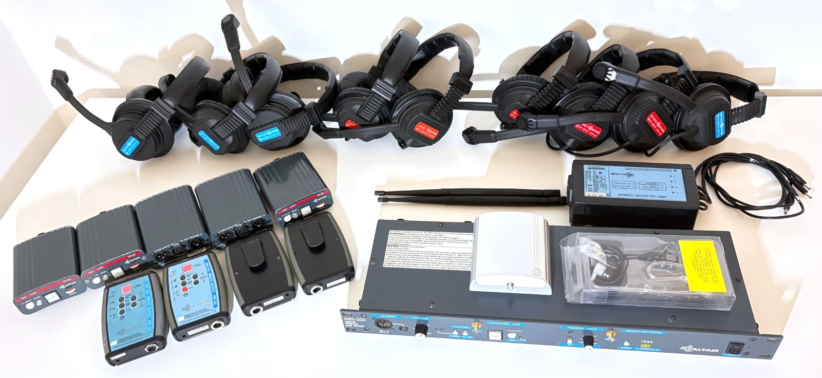 Altair wired + wireless intercom system 9 seats expandable