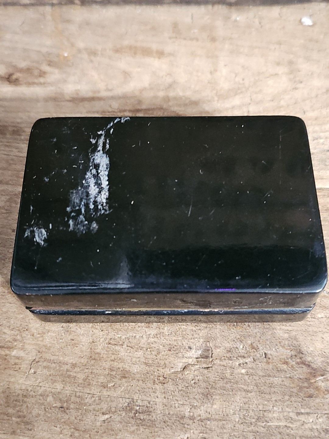 Lacquer Trinket Box ~ Girl Spinning Wool