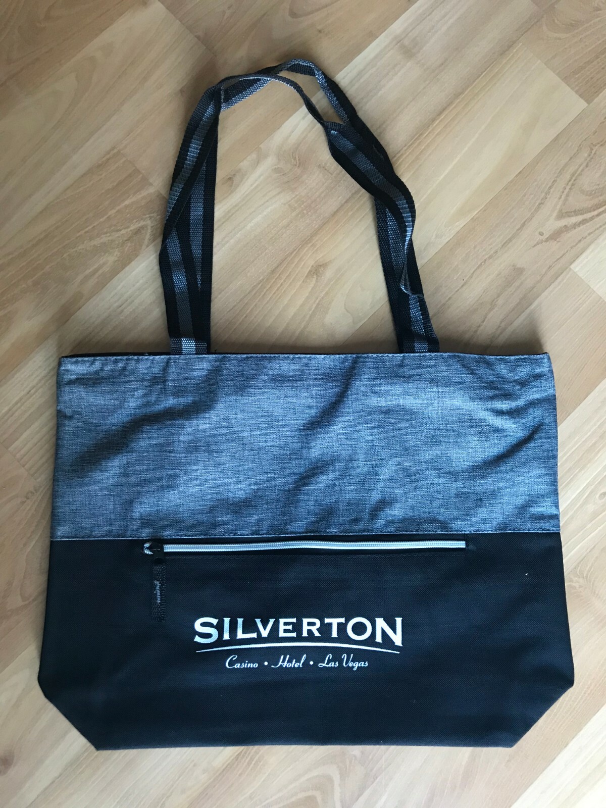 New Large Black & Gray Zippered Tote Bag with Silverton Casino Logo