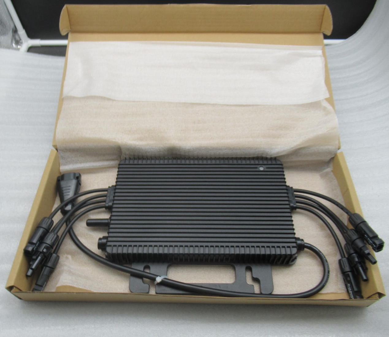Hoymiles HM-1200NT 4-in-1 Microinverter Module Power 16-60Vdc 240Vac 60Hz 1200NT